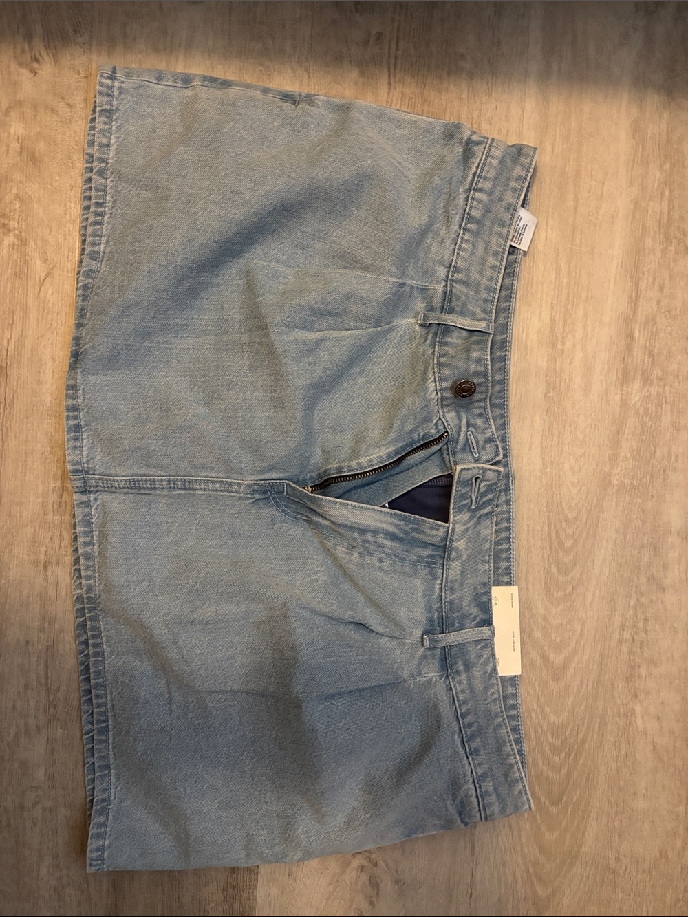 American Eagle Outfitters Light Wash Denim Skort with Navy Lining